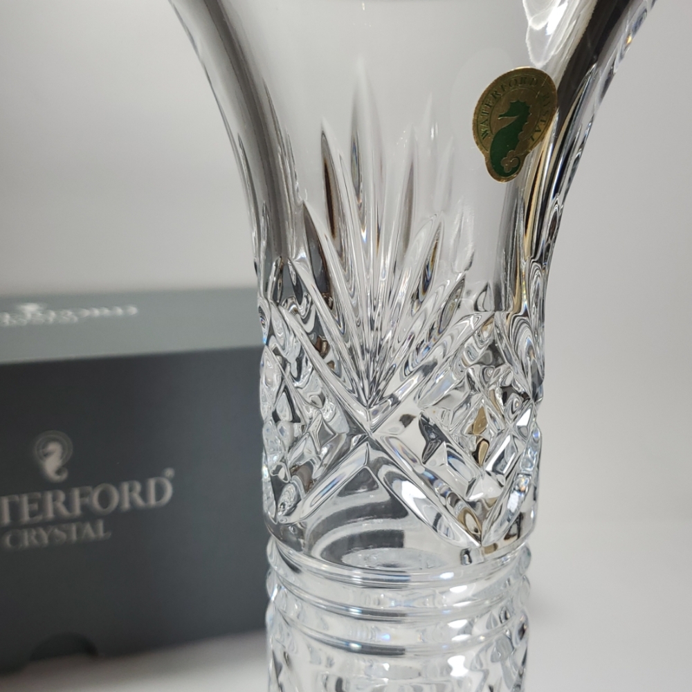 Waterford Crystal "Lillian" Vase - Picture 3 of 7